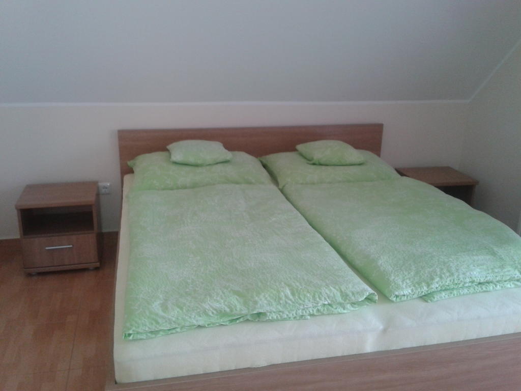 Határmenti Vendégház Zsira Quarto foto